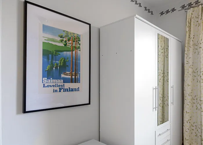 In The Center Of דירה