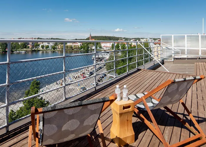 In The Center Of דירה סאבונלינה